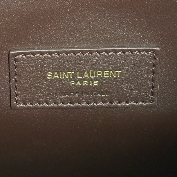SAINT LAURENT Large Le 5 A 7 Soft Hobo in
Raisin - Picture 10 of 12